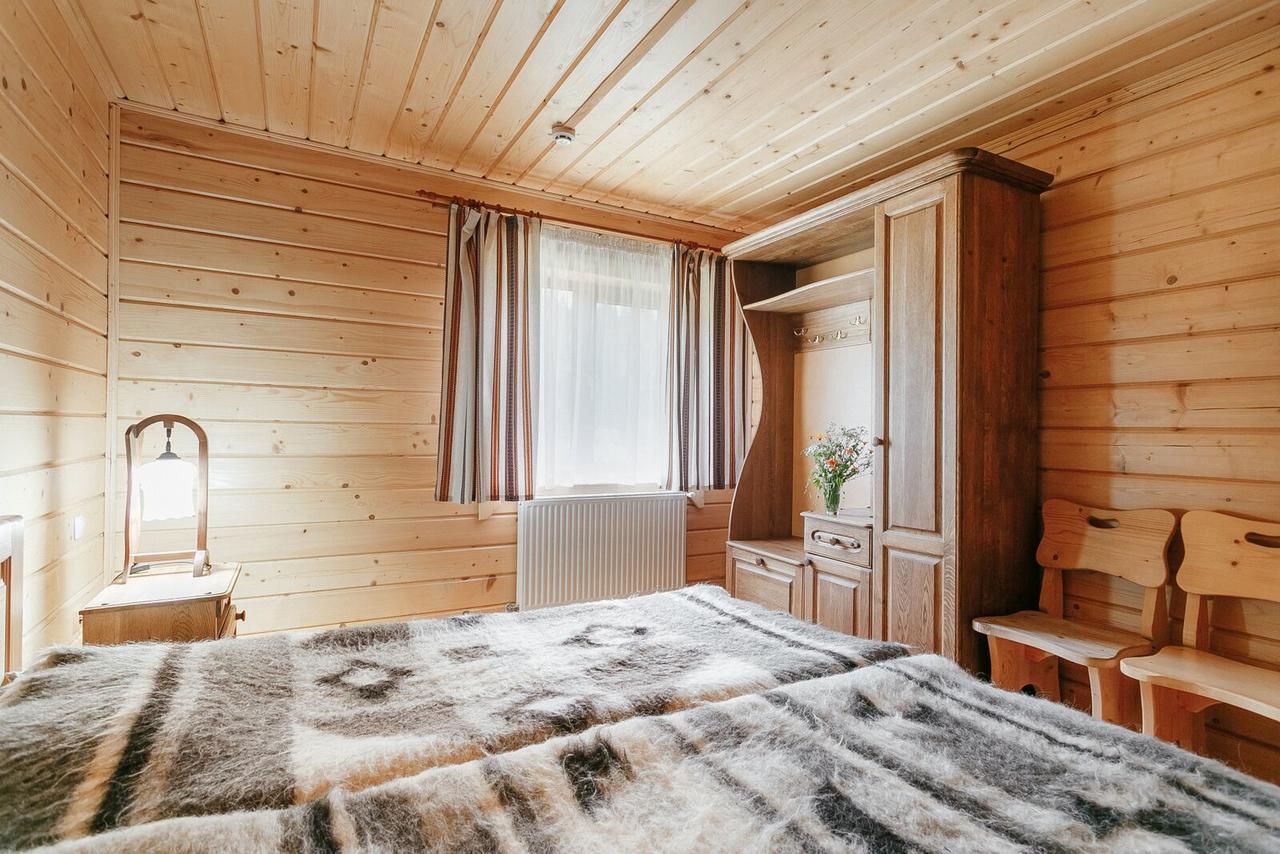 Hotel "Odessa" Верховина Екстериор снимка