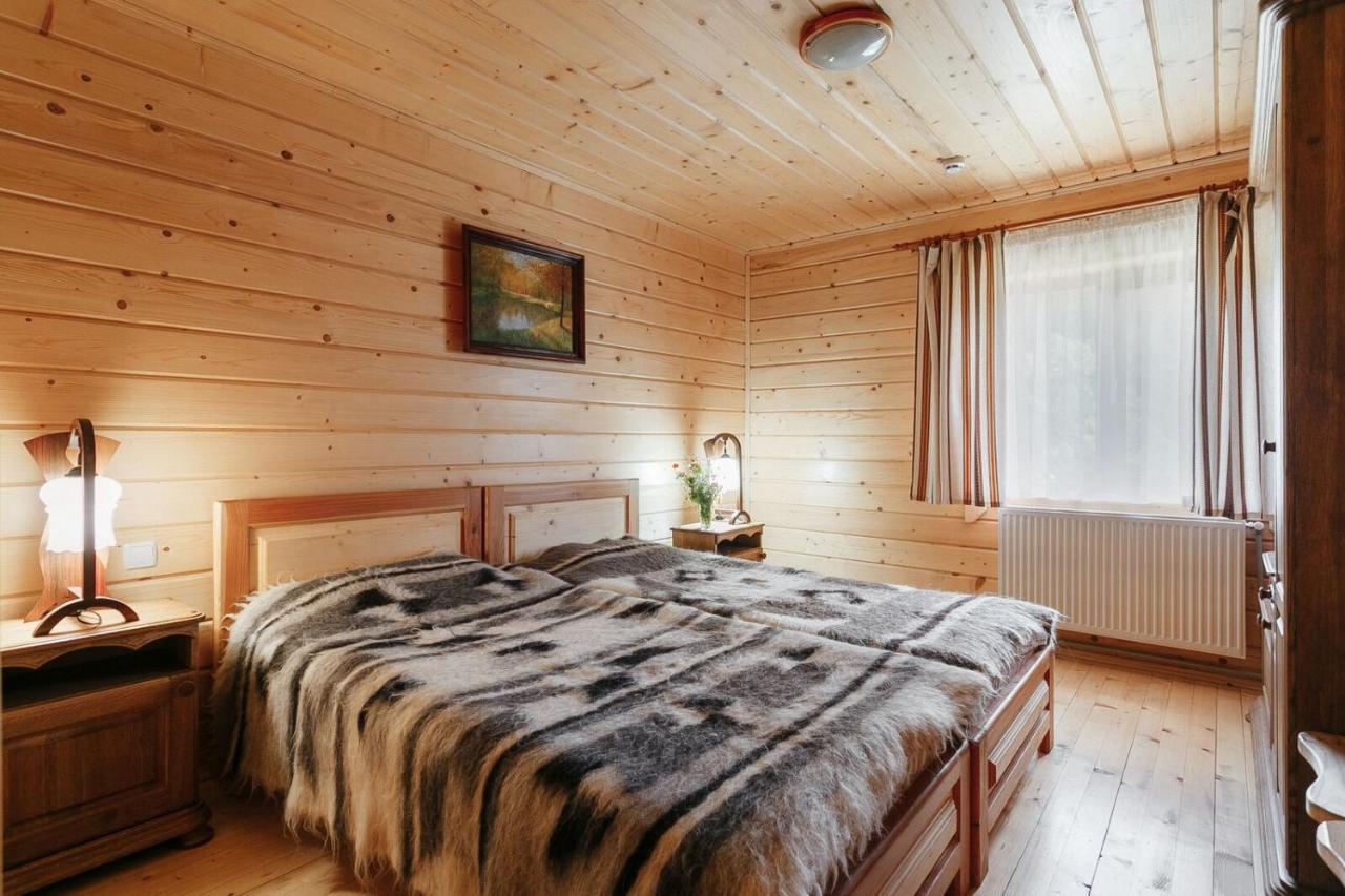 Hotel "Odessa" Верховина Екстериор снимка
